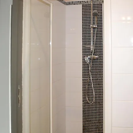 度假居 Four-bedroom Holiday In